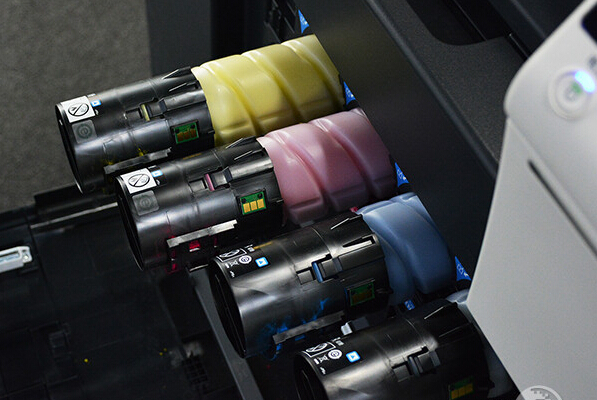 柯尼卡美能達C368 Simitri HD高清晰聚合碳粉，在生產(chǎn)和使用的過程中為"碳中和"做出了貢獻-科頤辦公